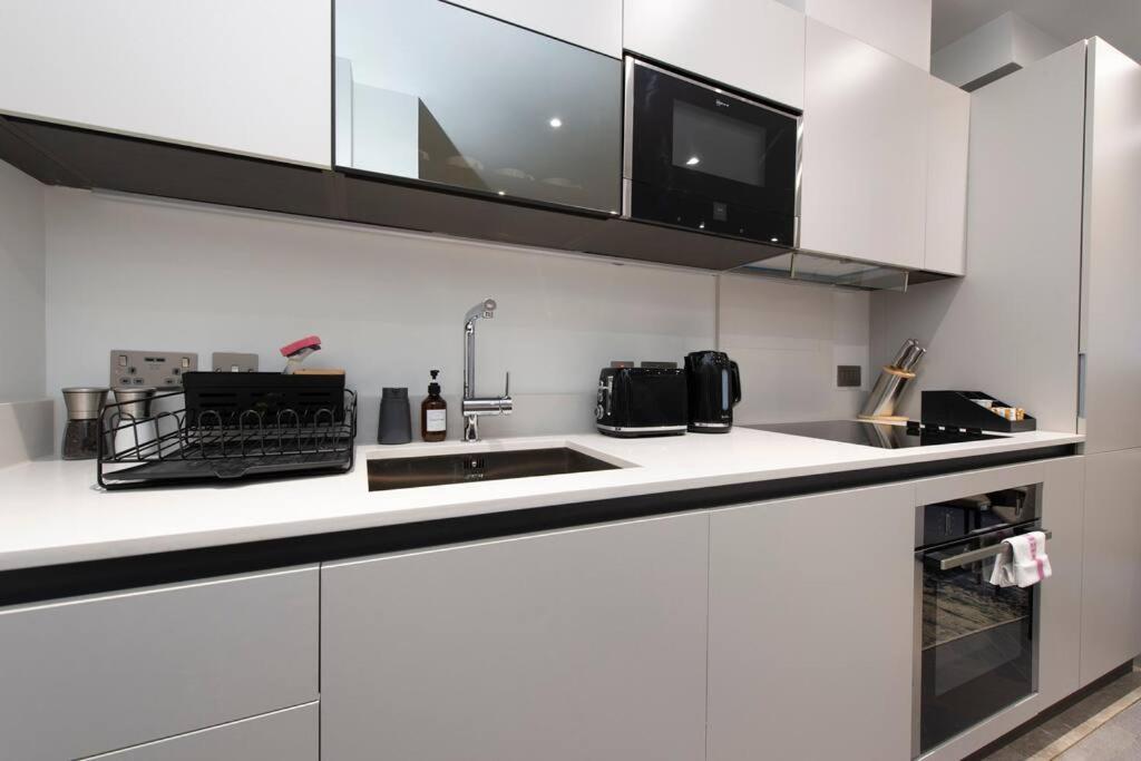 Urban Delight Chrl F8 Apartment Reading