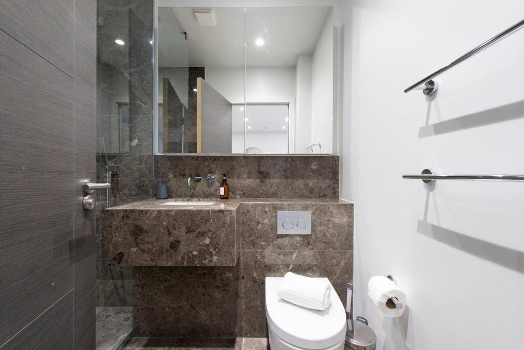 Urban Delight Chrl F8 Apartment